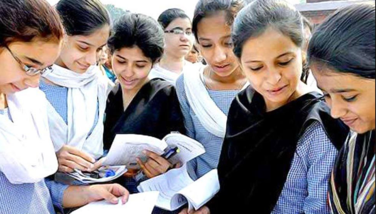 CBSE Re-Evaluation Result may Affect DU Admission, Says Delhi HC
